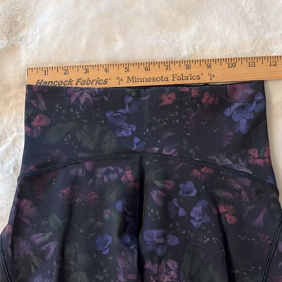 Lululemon Floral Print Wunder Under Crop Leggings Frozen Flourish Size 4 - Picture 12 of 15
